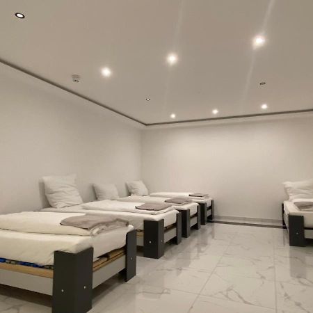 Hotel Business Bay Das Ehemalige Staycation Hotel شيندلفينجن المظهر الخارجي الصورة
