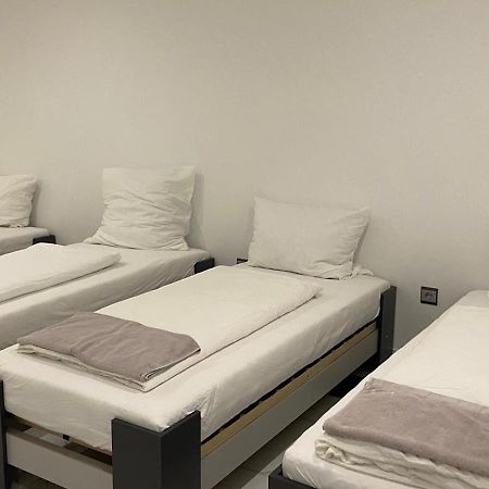Hotel Business Bay Das Ehemalige Staycation Hotel شيندلفينجن المظهر الخارجي الصورة