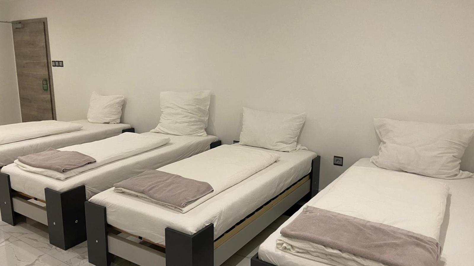 Hotel Business Bay Das Ehemalige Staycation Hotel شيندلفينجن المظهر الخارجي الصورة